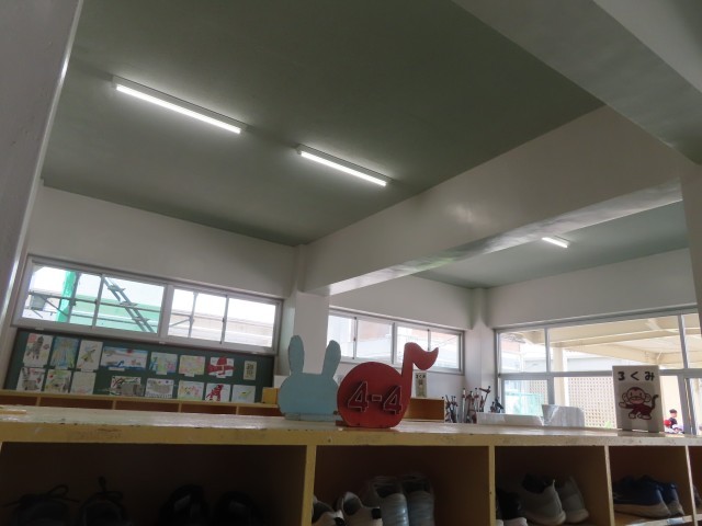 昇降口（内部２）
